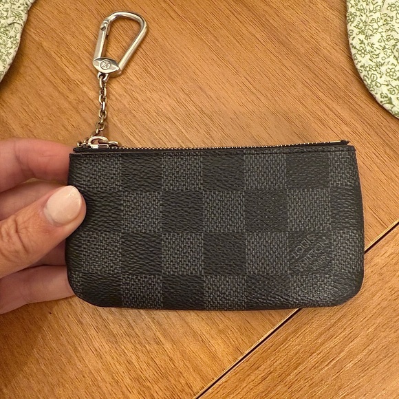 Authentic Louis Vuitton Card holder - Picture 1 of 9